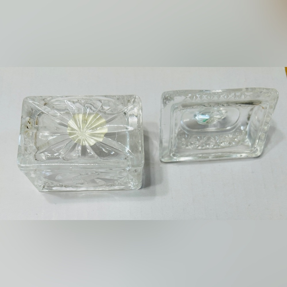 Vintage trinket box, 24% lead crystal. Bird on top. Very detailed bright clear. - Picture 5 of 6